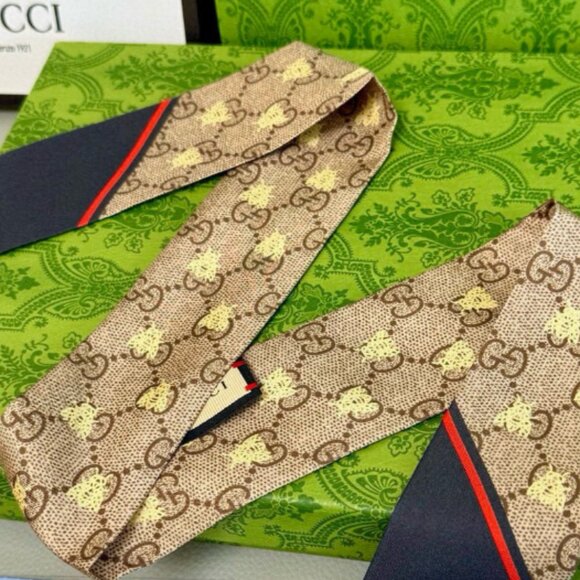 Green bee headband main image 5